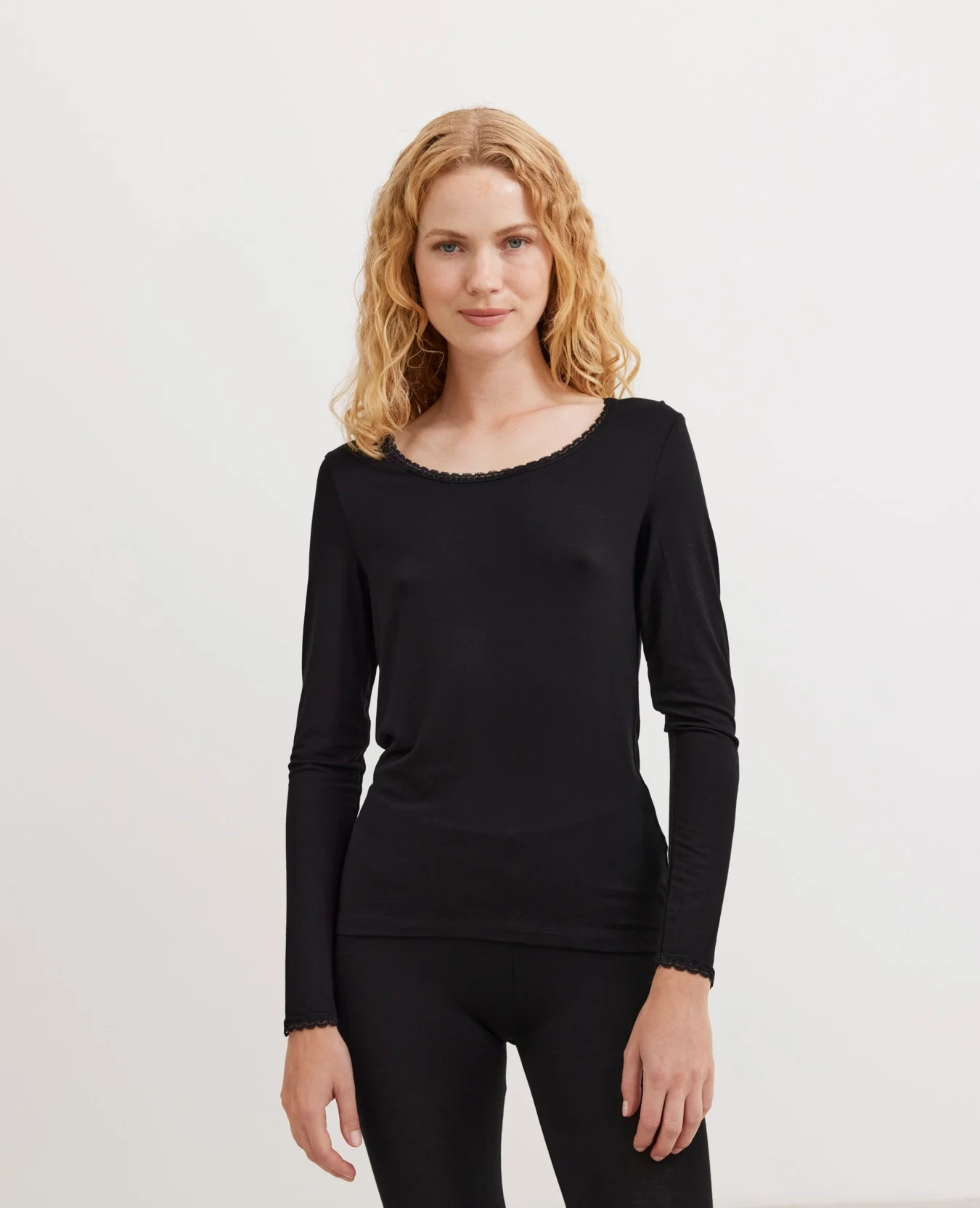 AlmaNN T-Shirt Long Sleeve - Image 3