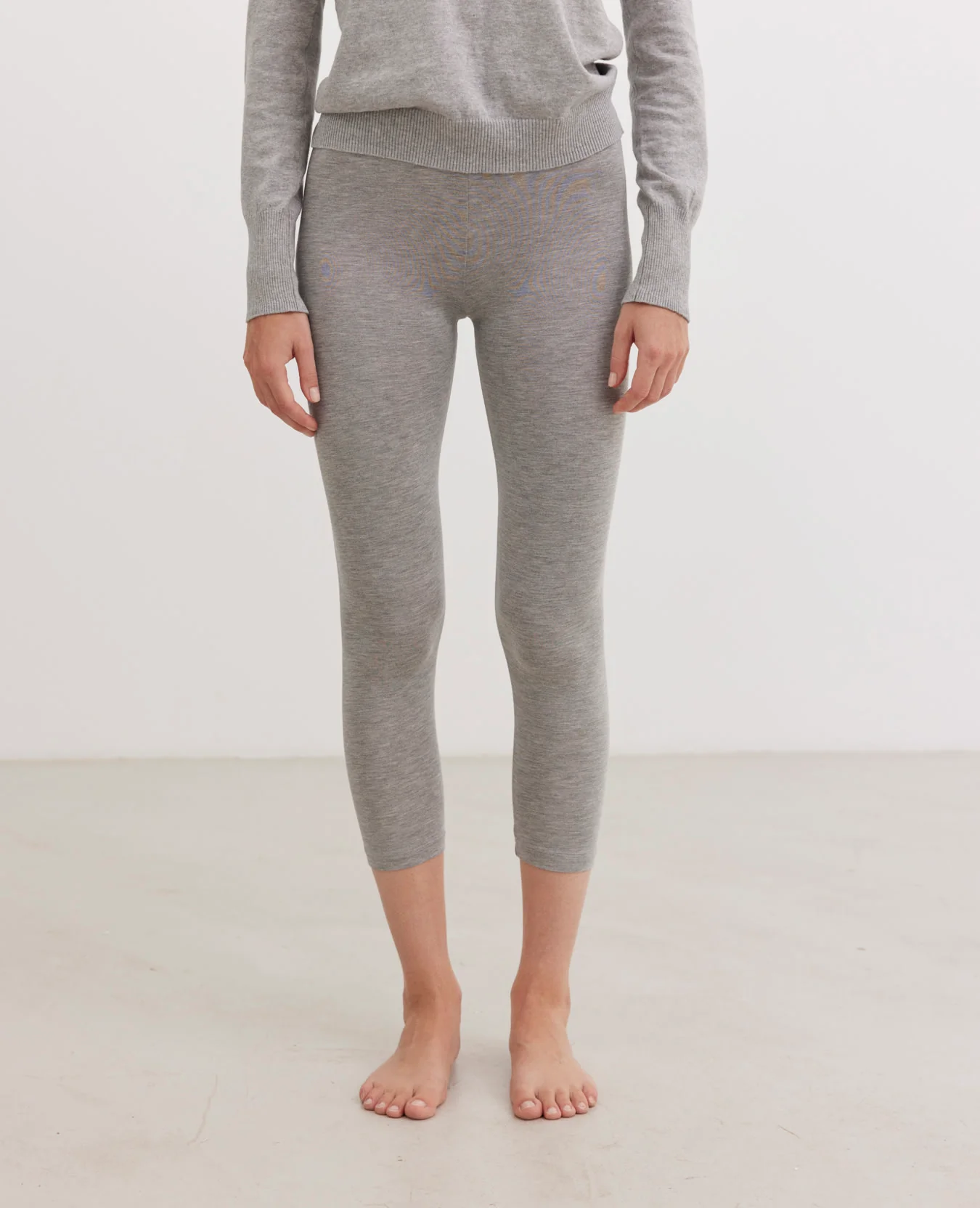 AlmaNN Leggings 3/4 Length - Image 3