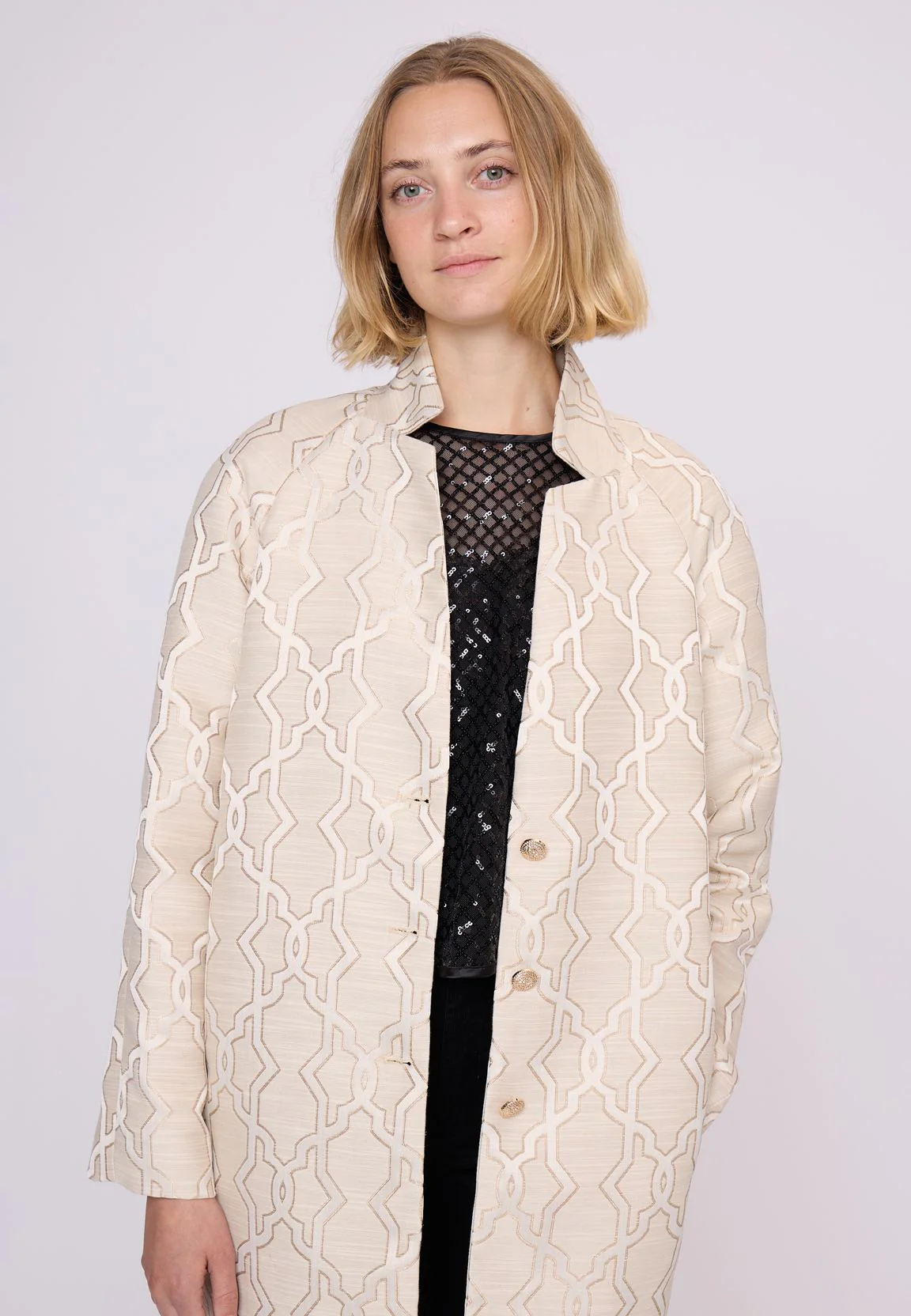 DiNN Coat - Image 4
