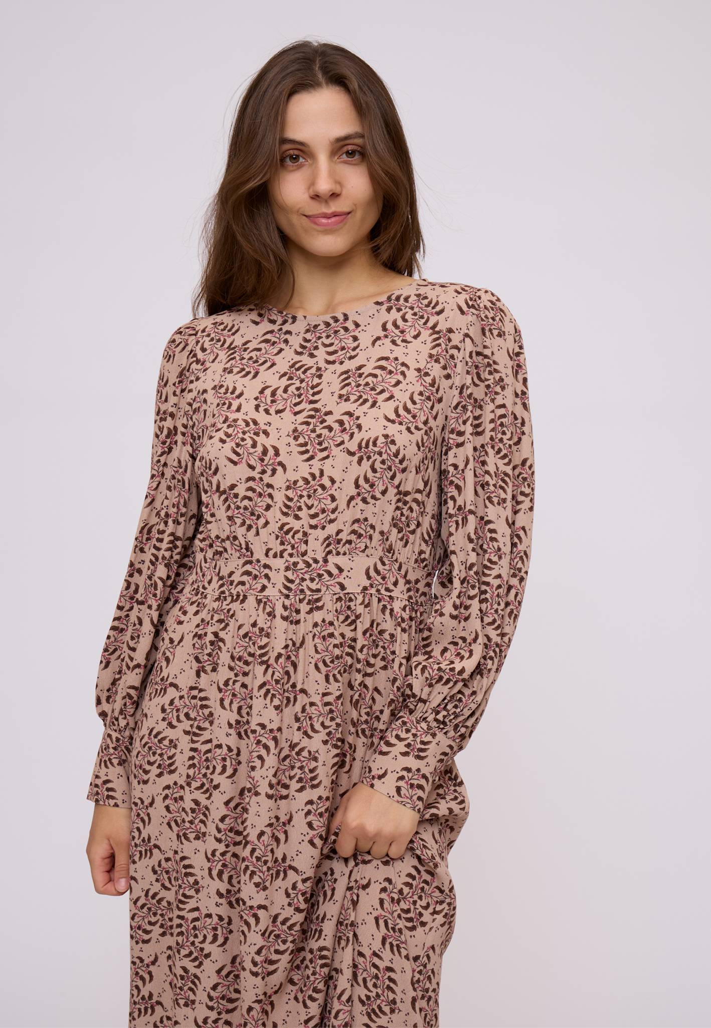 KineNN Dress Long - Image 3